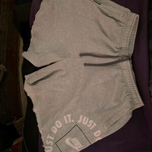 Nike Shorts Cutoff style